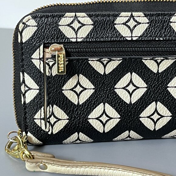 Fossil Wristlet Black & White Pattern Zip Around - Picture 6 of 15
